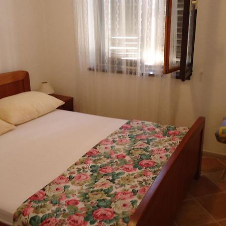Apartment Pava Stomorska Extérieur photo